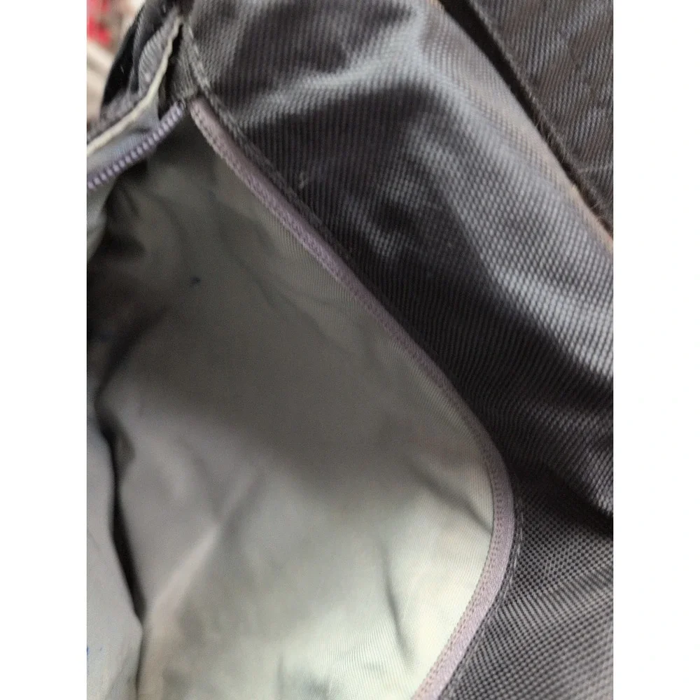 Timbuk2 classic messenger bag small 12 In X 9 In. Black